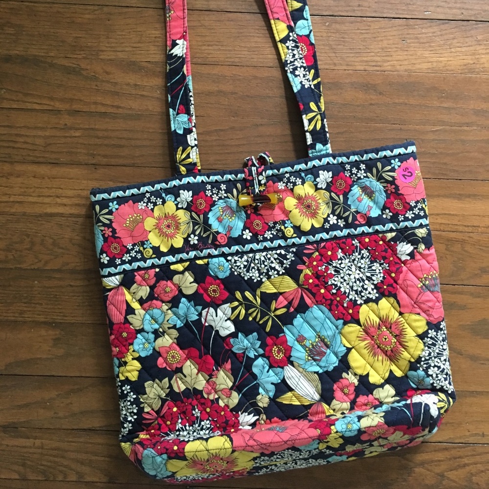 Vera Bradley shoulder bag!!